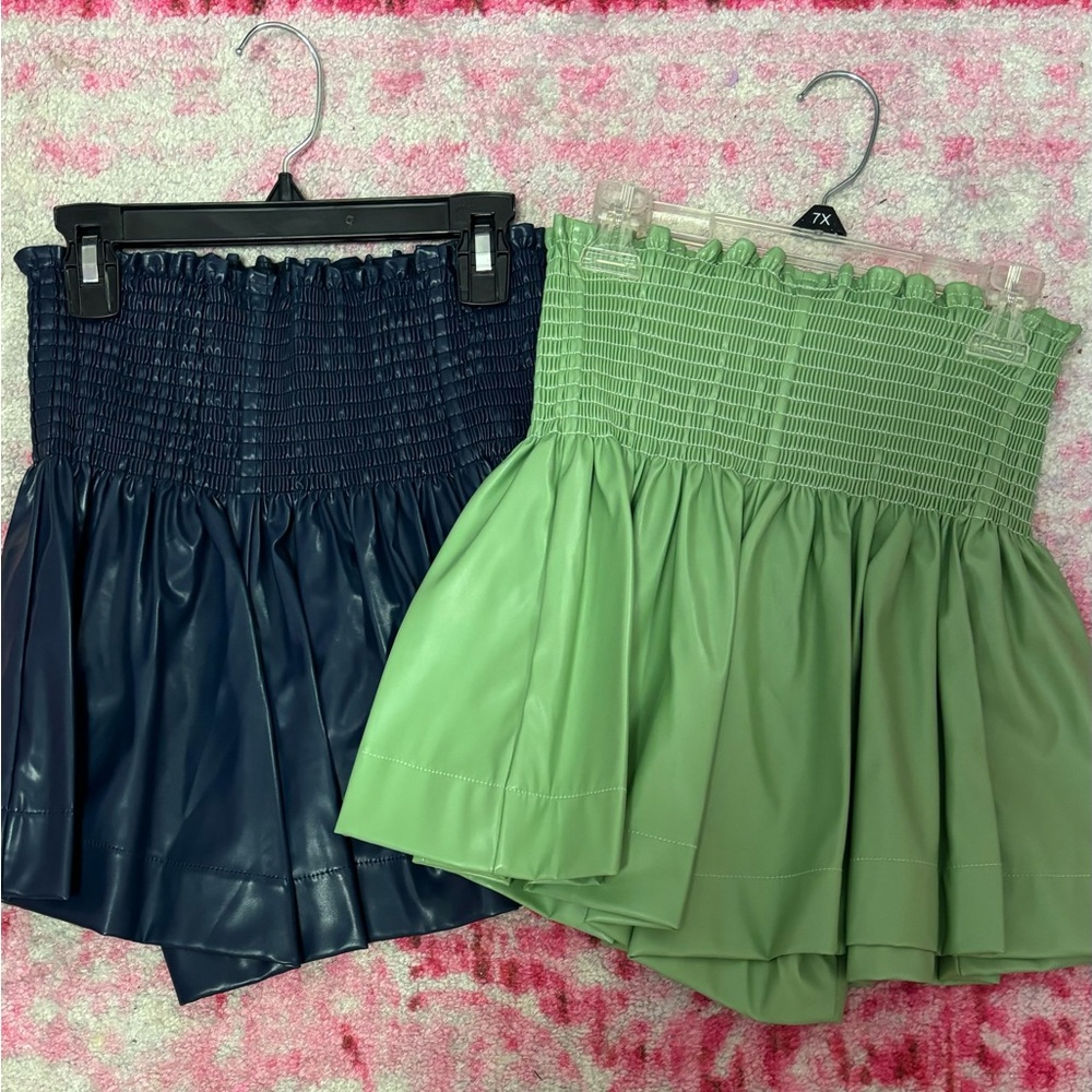 QUEEN OF SPARKLES SWING SHORTS LEATHER